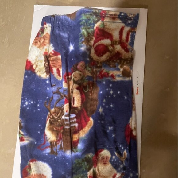 Holiday Spa Towel Wrap Santa Pattern - Picture 1 of 2